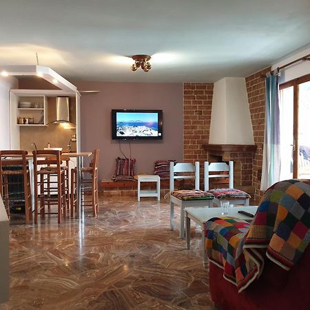 Muses Apartments Eretria  Luaran gambar