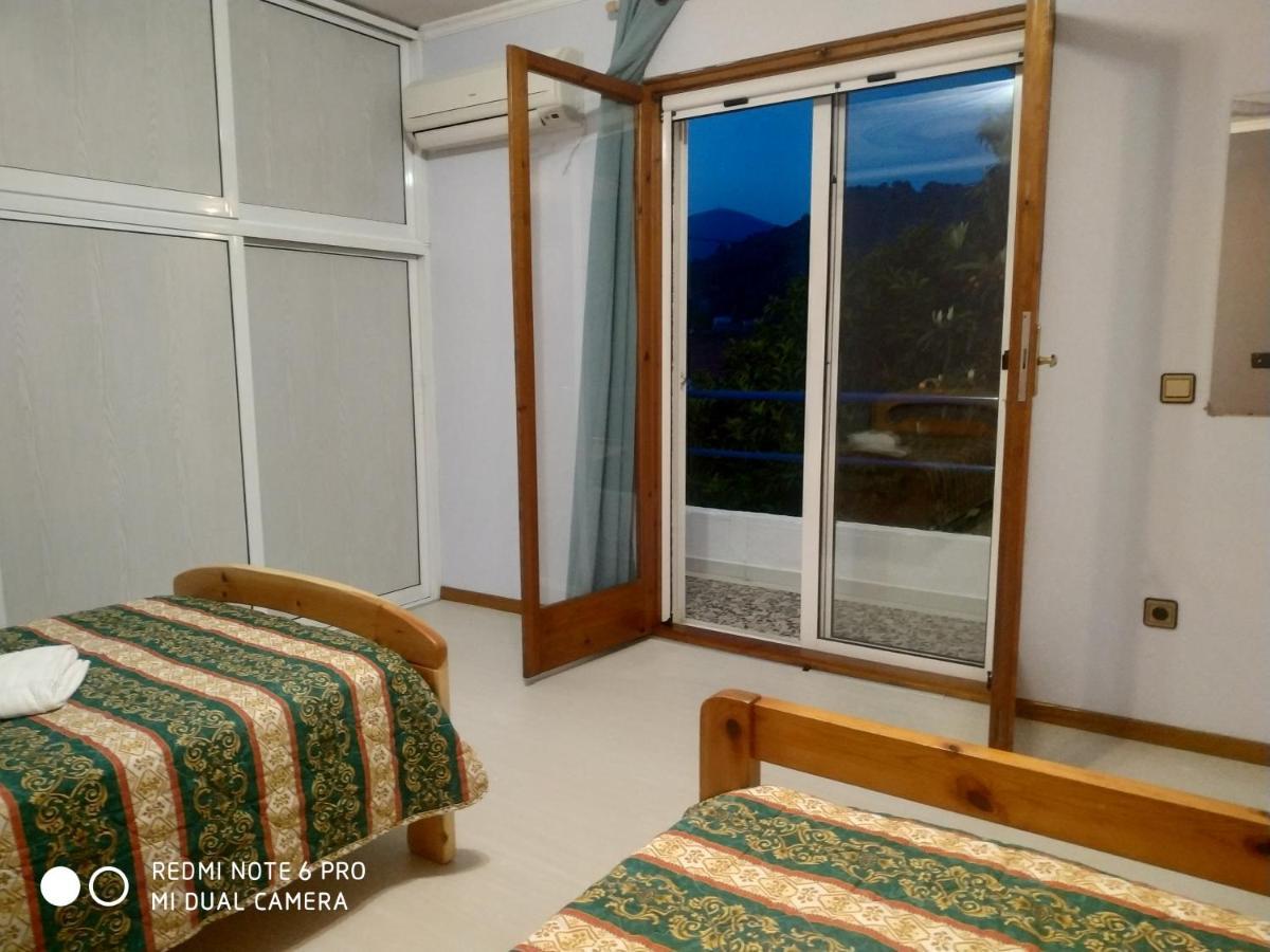 Muses Apartments Eretria  Luaran gambar