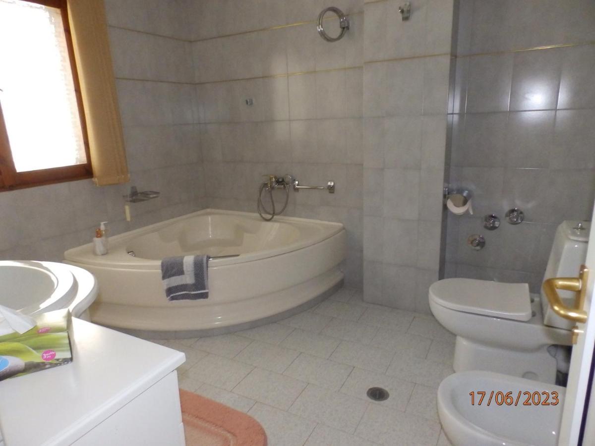 Muses Apartments Eretria  Luaran gambar